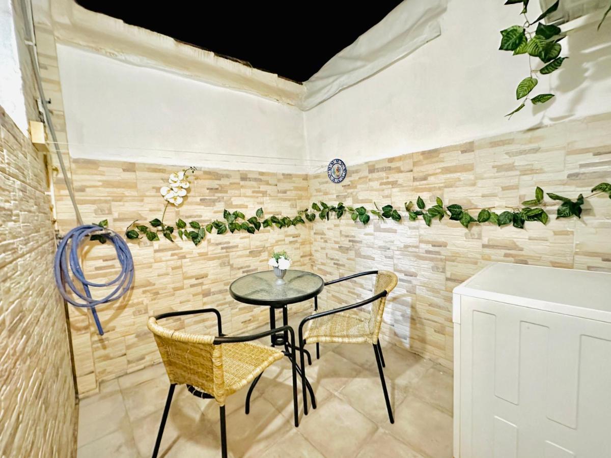 Sol Apartamentos Malaga Centro المظهر الخارجي الصورة