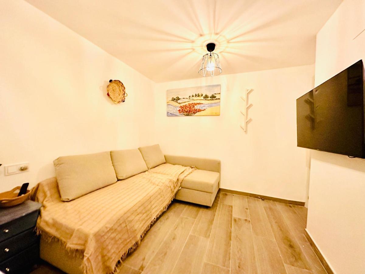 Sol Apartamentos Malaga Centro المظهر الخارجي الصورة