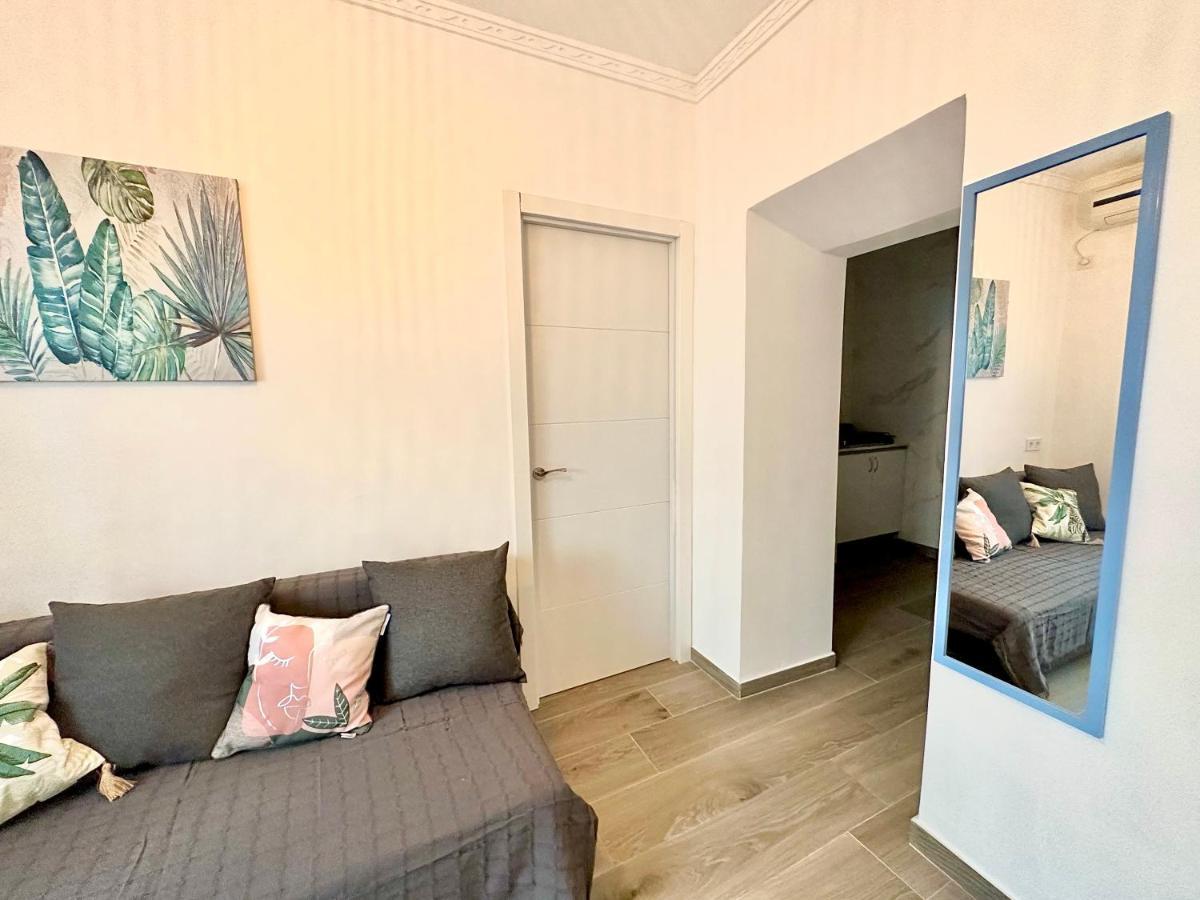Sol Apartamentos Malaga Centro المظهر الخارجي الصورة